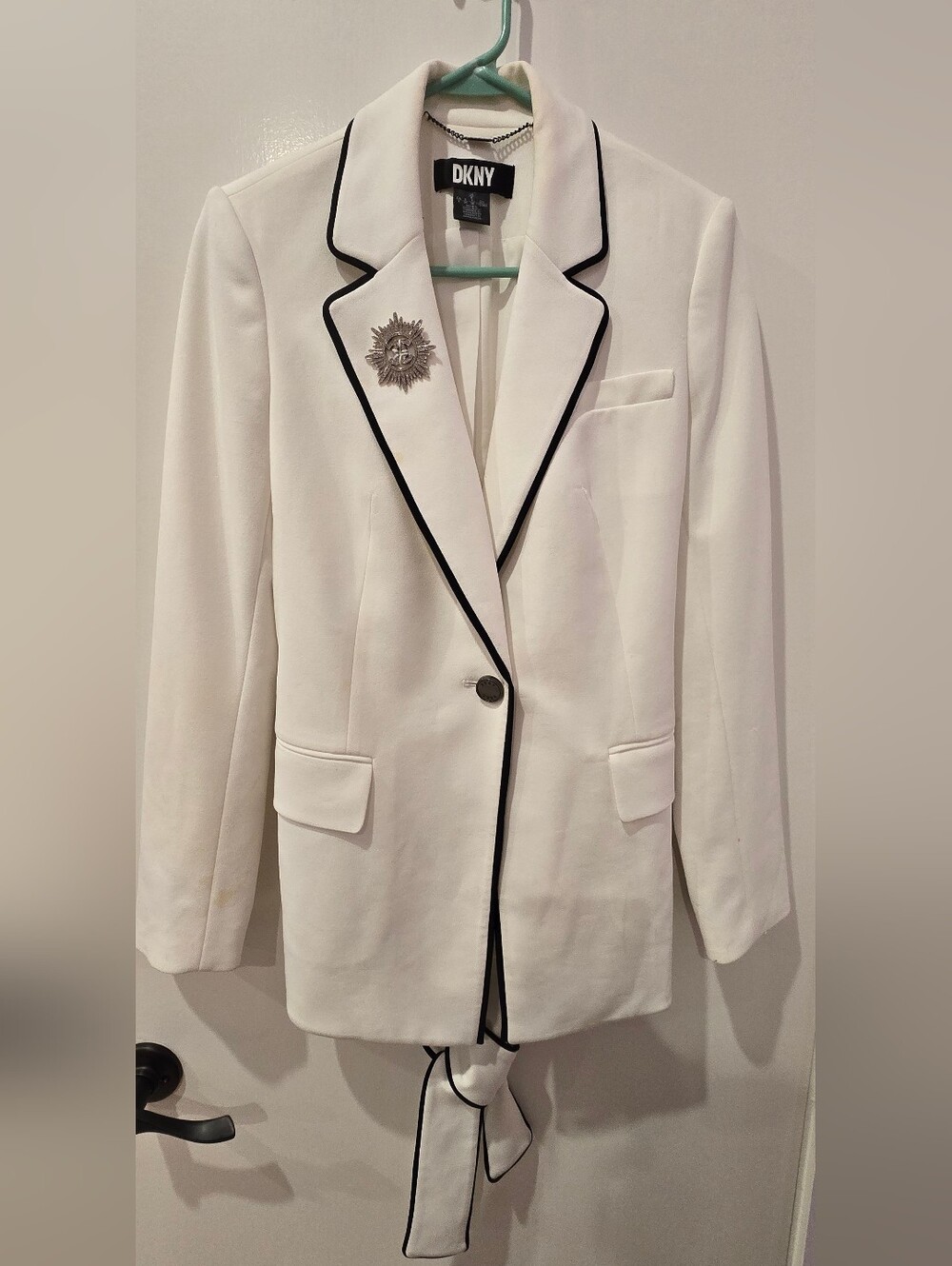 DKNY White Blazer with Black Piped Trim (Needs Cleaning/repair)